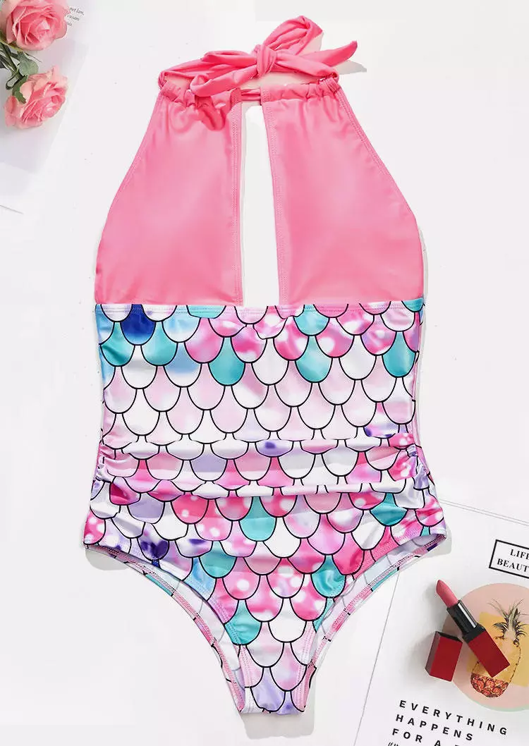 Mermaid Scales Halter Cut Out One-Piece Swimsuit - Pink 6 Mermaid Scales Halter Cut Out One-Piece Swimsuit - Pink - Image 4