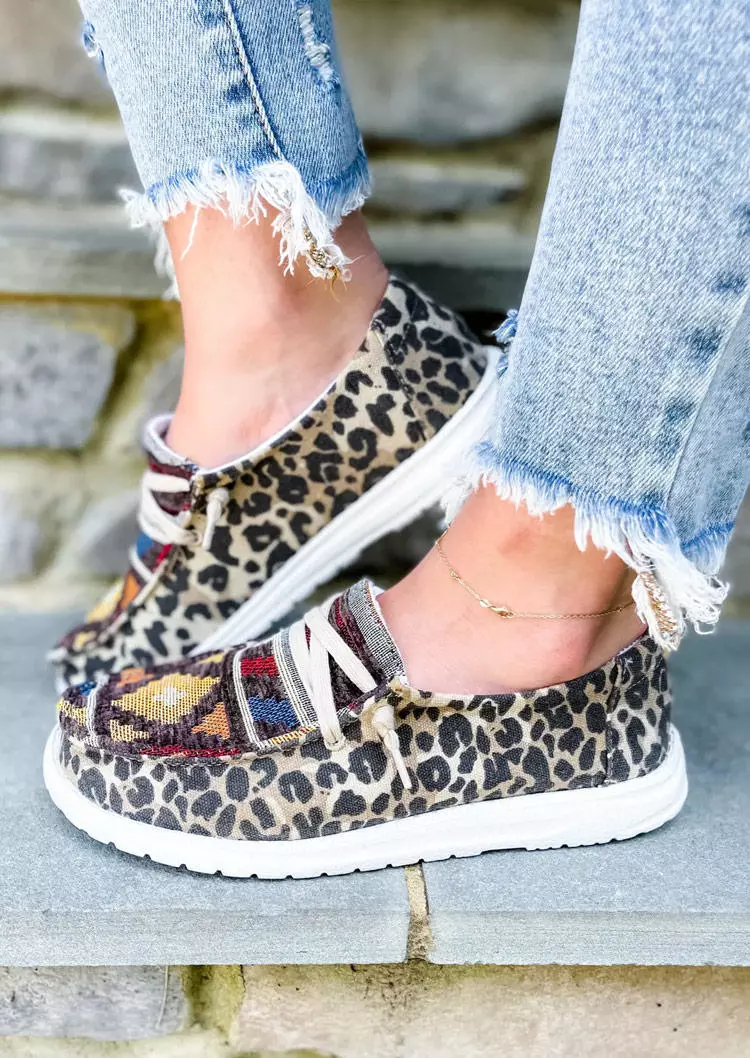 Leopard Geometric Slip On Round Toe Flat Sneakers 6 Leopard Geometric Slip On Round Toe Flat Sneakers - Image 4