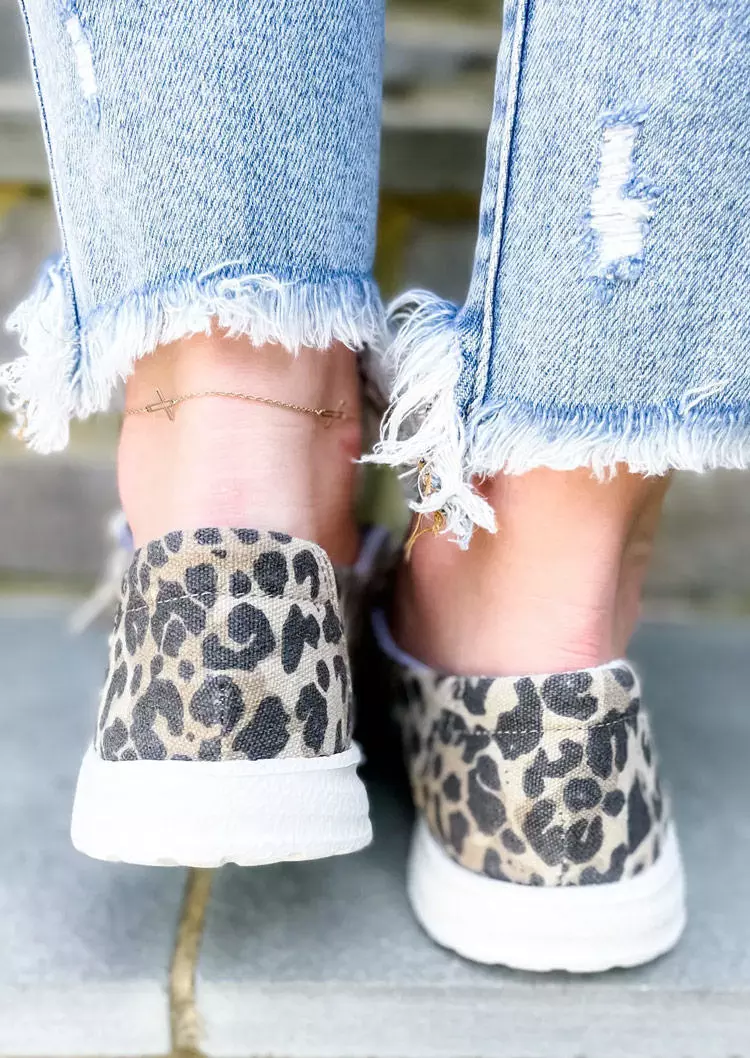 Leopard Geometric Slip On Round Toe Flat Sneakers 7 Leopard Geometric Slip On Round Toe Flat Sneakers - Image 5