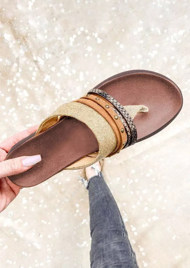 Rivet Flip Flops Flat Slippers - Brown 4 Rivet Flip Flops Flat Slippers - Brown - Image 2