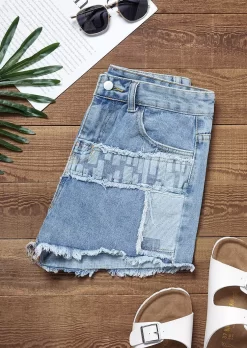 Patch Frayed Hem Pocket Denim Shorts - Light Blue 11 Patch Frayed Hem Pocket Denim Shorts - Light Blue -Garment Sale Store SCM018052 1 62087924166437 124