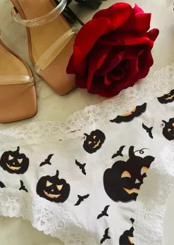 Halloween Pumpkin Face Lace Splicing Panties - White 7 Halloween Pumpkin Face Lace Splicing Panties - White -Garment Sale Store SCM018897 1 71791956330234 124