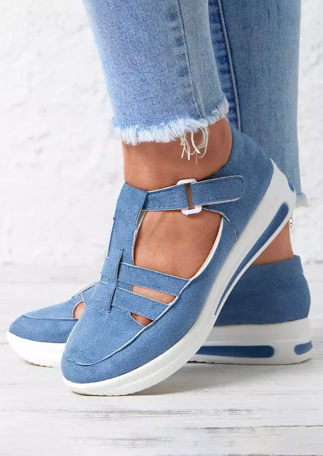 Hollow Out Round Toe Platforms Sneakers - Blue 3 Hollow Out Round Toe Platforms Sneakers - Blue