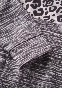 Leopard Color-Blocked Zipper Kangaroo Pocket Hoodie 14 Leopard Color-Blocked Zipper Kangaroo Pocket Hoodie -Garment Sale Store SCM020849 1 A1418398399996 124