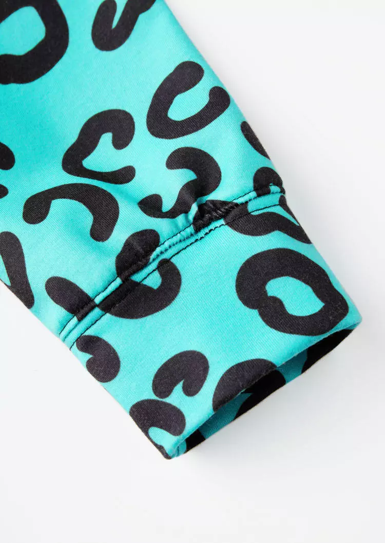 Christmas Happy Holidays Leopard Kangaroo Pocket Hoodie - Black 7 Christmas Happy Holidays Leopard Kangaroo Pocket Hoodie - Black - Image 5